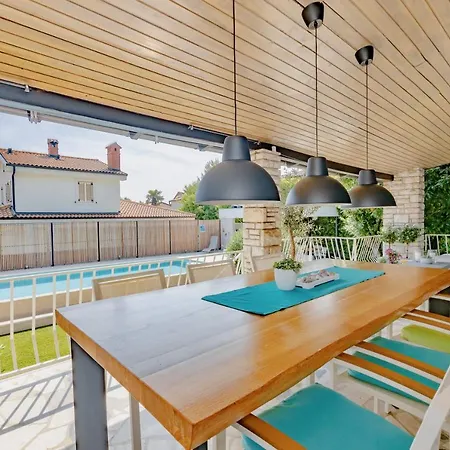 Dom wakacyjny Pecek *