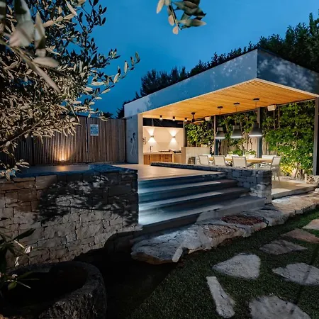 Semesterbostad Pecek *