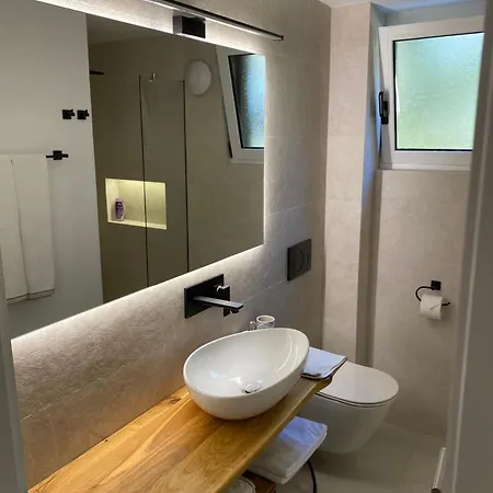 Pecek Novigrad Istria